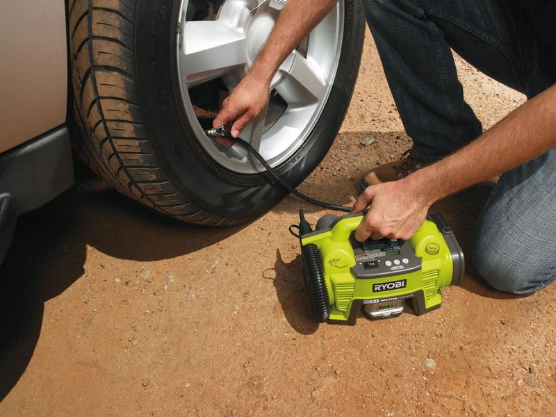 Компрессор автомобильный аккумуляторный RYOBI R18I-0 (без батареи) система ONE +, фото 2