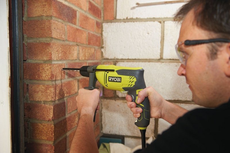 Дрель ударная RYOBI RPD680K, фото 3