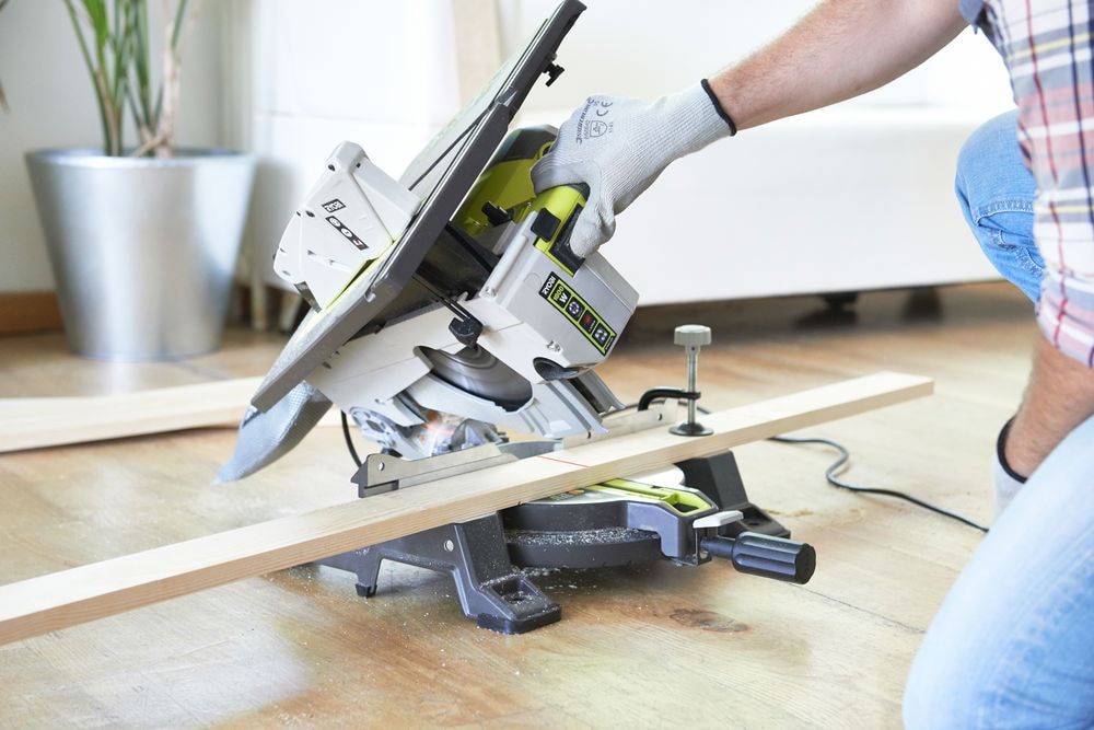 Пила торцовочная комбинированная (распиловочный станок) RYOBI RTMS1800-G, фото 2