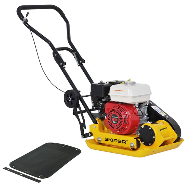 Виброплита SKIPER C90H-WM (Honda GX160, 5.5л.с., плита 54х42см., 15кН, 25м/мин, рез. ковр, колёса)